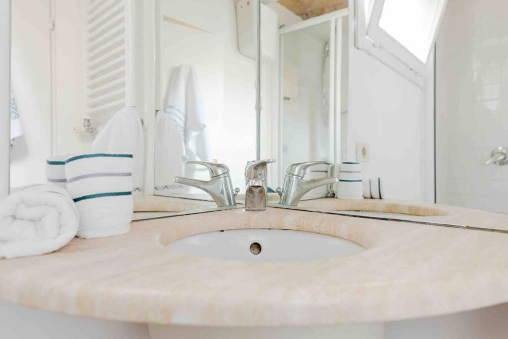 Elegant Trilussa Apartment Рим Экстерьер фото